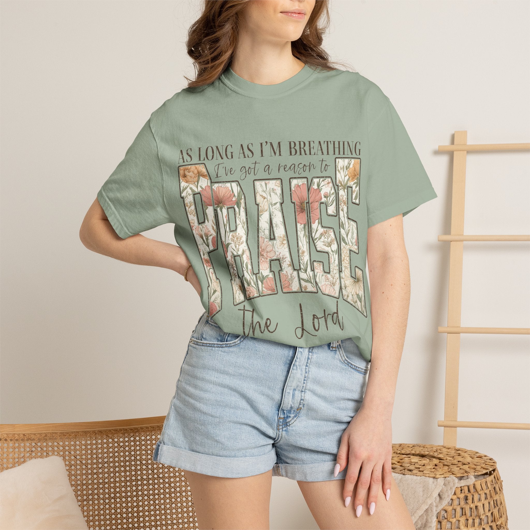 Praise the Lord Floral T-Shirt